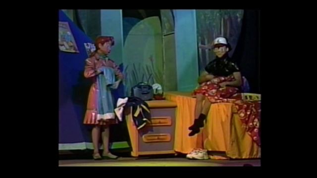 Ash sospecha del prof. Oak y su mamá - Pokémon Live смотреть онлайн
