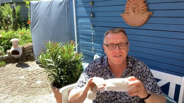 Schnelles Boxopening. Eine Pfeife aus Hagen... смотреть онлайн