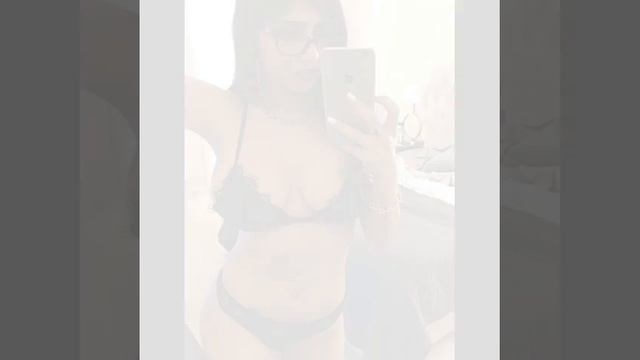 Mia Khalifa Hot