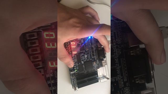 Fpga Game - Catch a Led Project смотреть онлайн