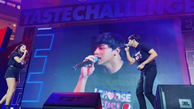 #KATHNIEL Daniel Padilla And Kathryn Bernardo Kilig Moments As They Performed E-Heads Medley