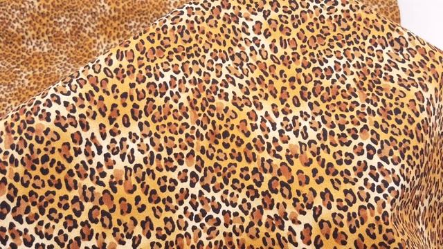 brown black small leopard print fabric Timeless Treasures смотреть онлайн