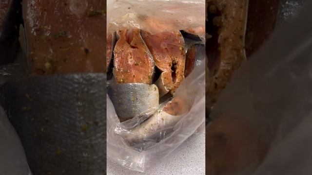 Ужин ❤️ рыба с картошкой замеченная в духовке смотреть онлайн