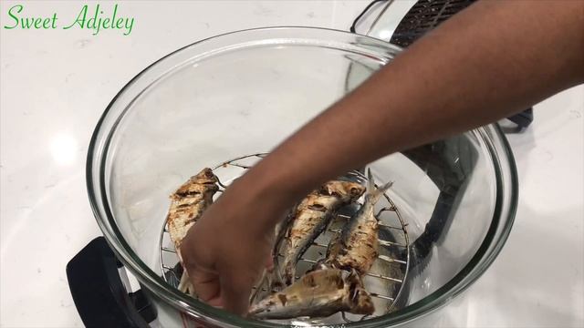 How To Make Smoked Herring In Your Oven | Amani | Dried Herring смотреть онлайн