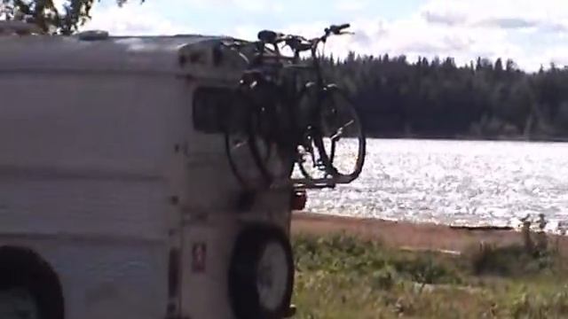 Ретро автомобили в Швеции. Раттвик 5 авг. 2005 года. смотреть онлайн