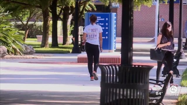 Indian River State College, other universities hosting vaccine clinics for students смотреть онлайн