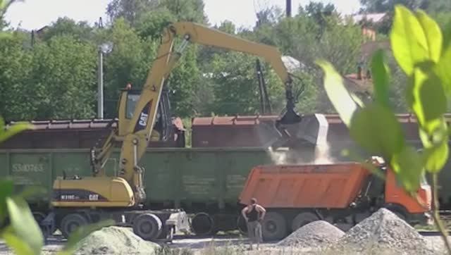Перегружатель Cat M318C