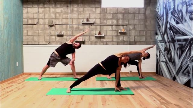 Yoga Detox | 20 minute yoga flow смотреть онлайн