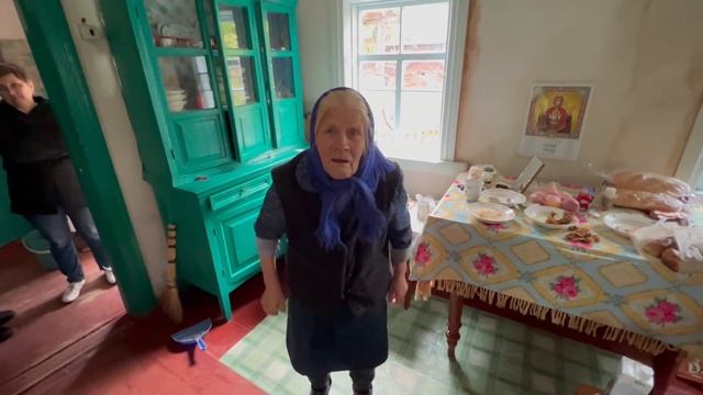 Grandma Marusya without a roof and relatives. Teterivs’ke village.