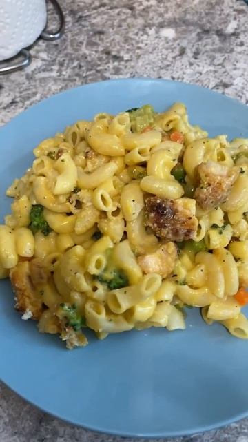 Chicken Mac n Cheese 4 смотреть онлайн