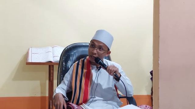 Kupas Tuntas Hukum LEBARAN TOPAT | Pengajian Kelem Kemis Masjid Al-Muttaqin Toya смотреть онлайн
