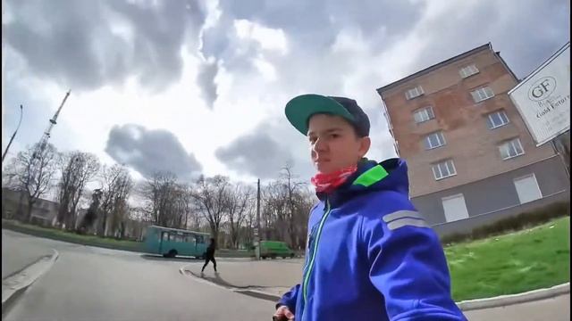 Чернігів, магнолії. Прогулянка містом , електроскейт, ninebot max g30 смотреть онлайн