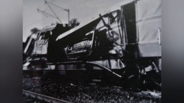 Catastrofă feroviară: Coliziunea între 060 EA 001 şi 040 DHC 601, din dimineața de 21 august 1990 смотреть онлайн