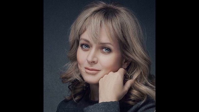 Траур в России...Этим утром актриса Анна Михалкова смотреть онлайн