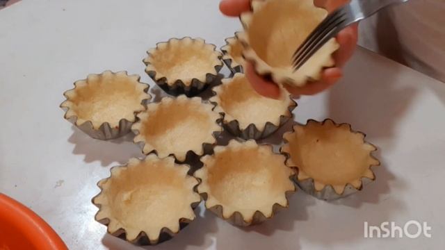 Корзиночки из творожного теста с кремом и клубникой#творожноетесто#корзиночки#пироженое#творожнаявы