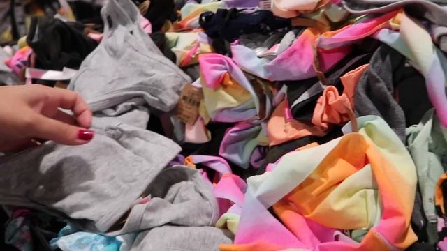 TOUR ATUALIZADO OUTLET VICTORIA`S SECRET EM ORLANDO смотреть онлайн