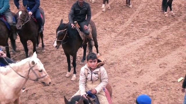 Човандози аз хама чавони Точикистон ФУРУЗОН марра кард. Аз Панчакент, АМОНДАРА. смотреть онлайн