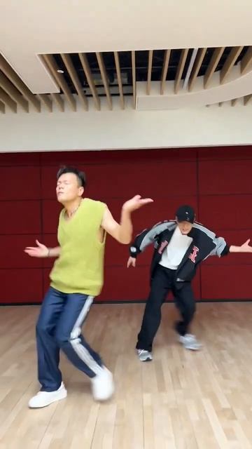 JYP and Seungmin 😭😭 смотреть онлайн