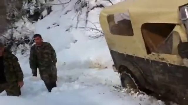 ГАЗ 69 и УАЗ в Абхази смотреть онлайн