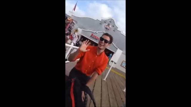 Lena Katina @ Santa Monica Pier (2013) смотреть онлайн