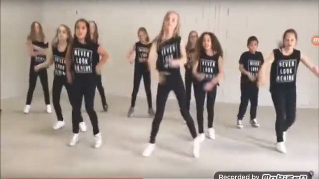 песня але але смотреть онлайн