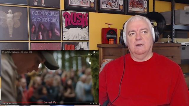 AURORA "Daydreamer" Plus Concert Clip REACTION & BREAKDOWN by Modern Life for the 70s Mind смотреть онлайн