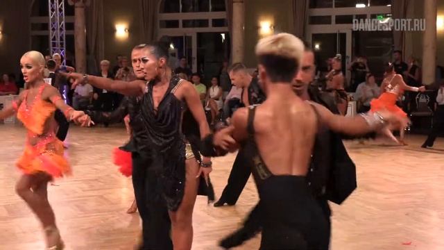 Igor Golovach - Michelle Angela Blank USA, Cha-Cha-Cha, DanceComp Wuppertal 2019 смотреть онлайн