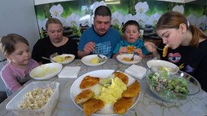 мукбанг. поздравляем всех причастных с днём защитника отечества!!!