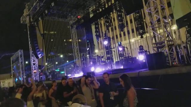 Goo Goo Dolls " Iris " 7/15/2017 смотреть онлайн