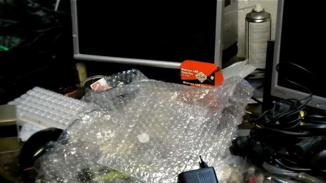 Unboxing mystery box full of retro electronics and computer parts смотреть онлайн