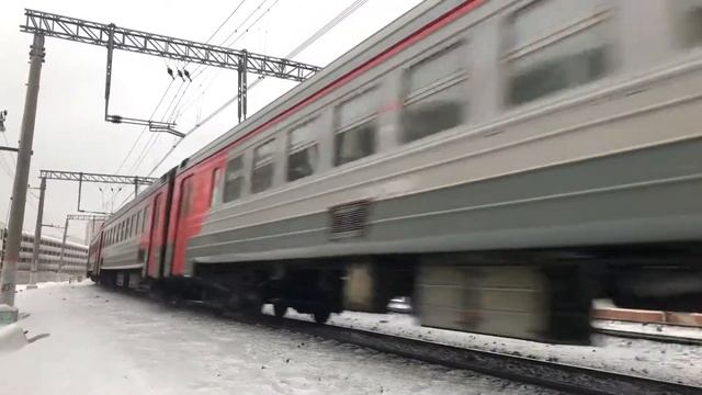 ЭД4М-0063 На перегоне Серп и Молот-Нижегородская смотреть онлайн