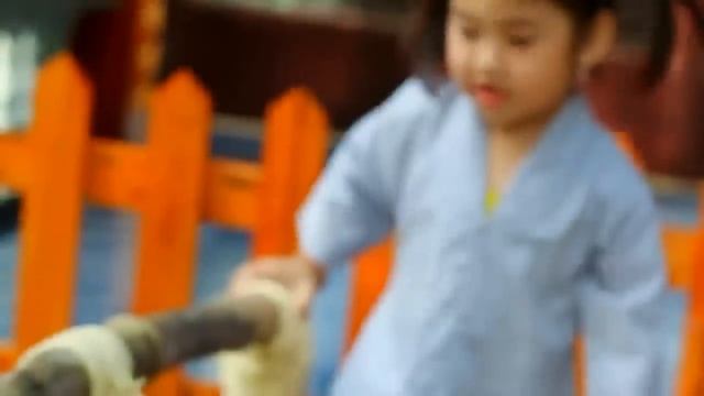 Chú Tiểu Ngây Thơ - TT Thích Thiện Trang và Bé Trúc Tiên [Official] смотреть онлайн