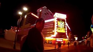Рино (Невада) - Ночная прогулка по городу Рино. Reno (Nevada) - Midnight Walk - Часть 1