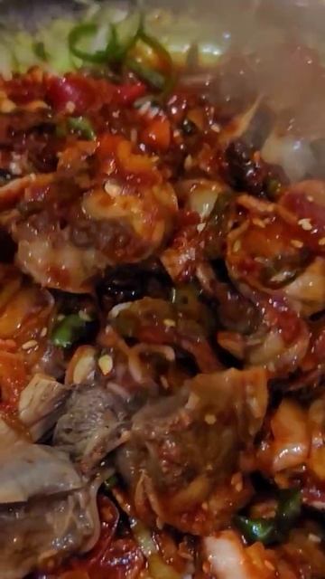 피꼬막 무침 너무커서 가위로 잘라드심 смотреть онлайн