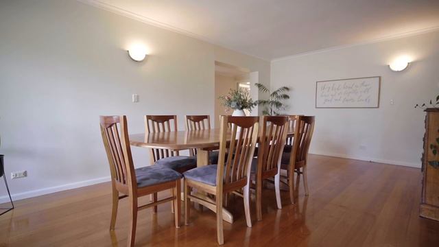 8 Grevillea Court, Forest Hill смотреть онлайн