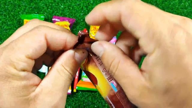 Satisfying, Unboxing video, Asmr, Lollipops and Sweets ASMR Opening - Yummy Rainbow Candy смотреть онлайн
