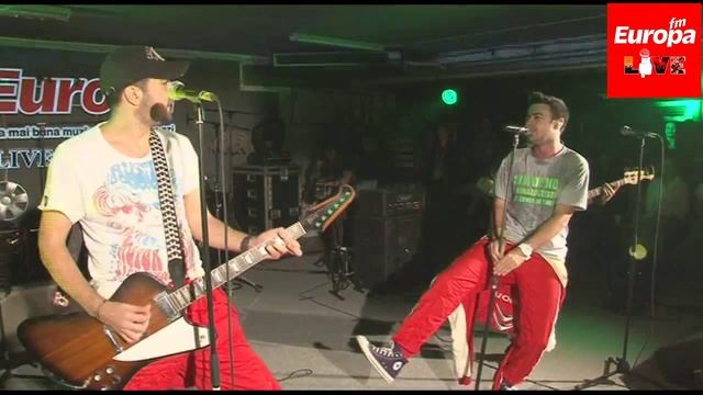 Vunk - Scapa-ma de ea (LIVE in Garajul Europa FM) смотреть онлайн