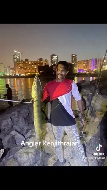 Monster Baracuda fish - Angler Renjithrajan ❤️❤️ #kuwait #kuwaitcity #fishingknot #fish #salmiya смотреть онлайн