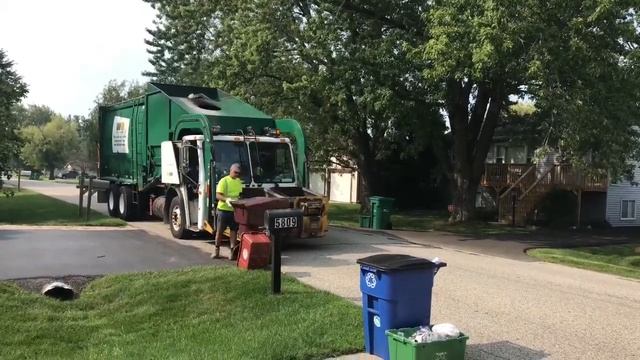 Waste Management Mack LE KANN Garbage Truck