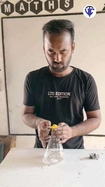 Hydrogen Gas Relased By Caustic Soda With Aluminum | Hydrogen Gas | Caustic Soda | Aluminum | Flame смотреть онлайн