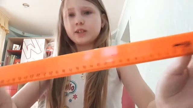 Back to School Сегодня я снимаю бэк ту скул.Приятного просмотра!😚😊🦄 смотреть онлайн