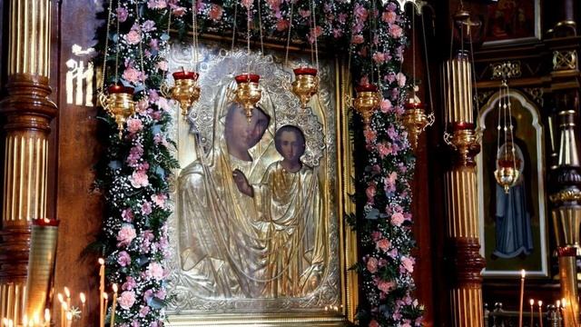 "С иконочки милая Мамочка" смотреть онлайн