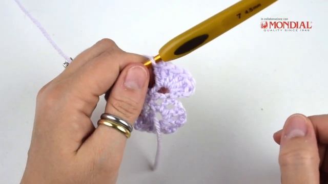 Tutorial - 3D Flower смотреть онлайн