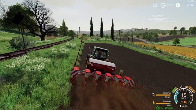 Italia Light Fs19 - Mais Legen Mit Valtra A 114 Und Kverneland 6 Reien Drille