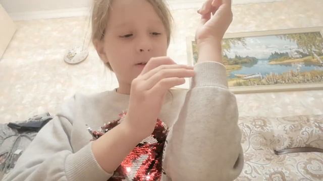 Показываю фокусы с двумя магнитами