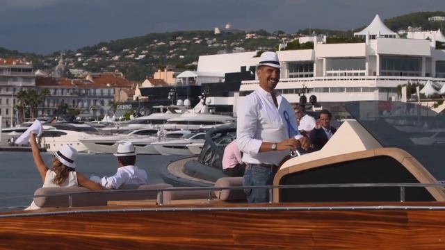Cannes Yachting Festival 2015 - Day 3 смотреть онлайн