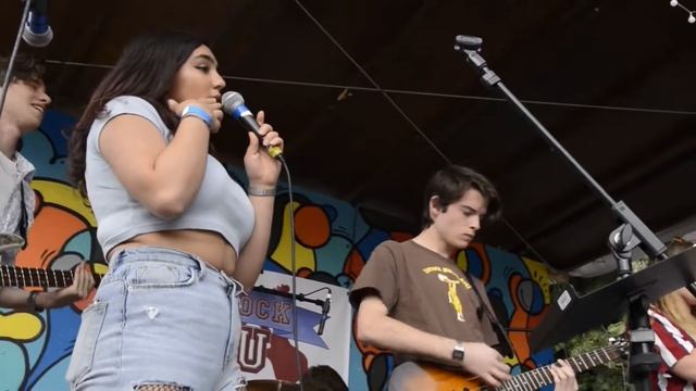 The Kings - Everybody Talks (Neon Trees) смотреть онлайн