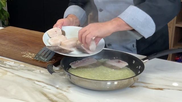 RECETAS RÁPIDAS SPAR | Merluza en salsa смотреть онлайн