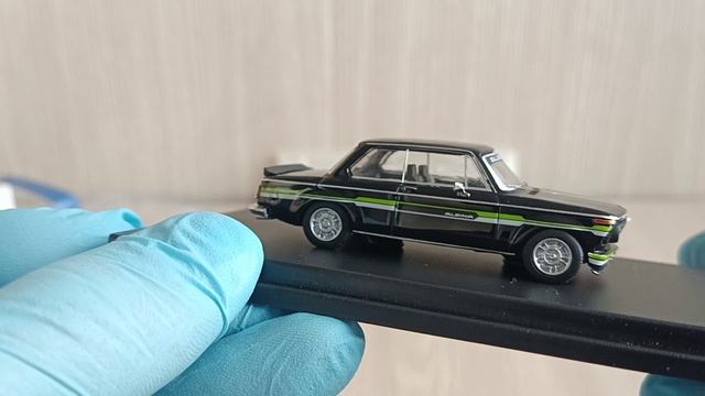 YS 1:64 BMW 2002 Alpina (детальный обзор) смотреть онлайн