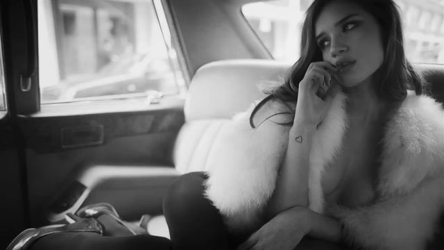 ROBYN HITCHCOCK & THE VENUS 3 - You Cut Me Loose